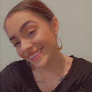 Meet your Posher, Nina